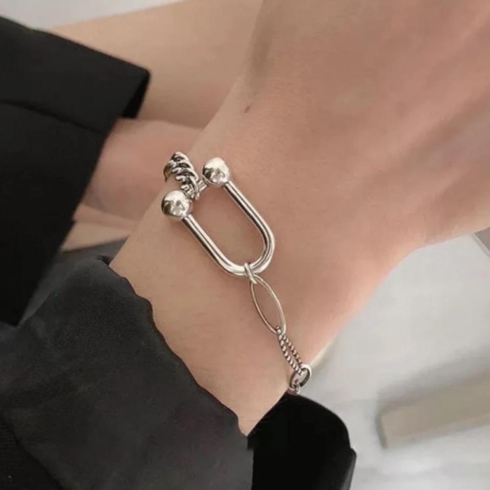 COPY - 925 Silver Horseshoe U-Shaped Chain Bracelet